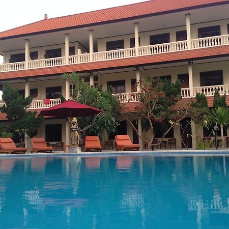 Mekar Jaya Bungalows Kuta  Exterior photo