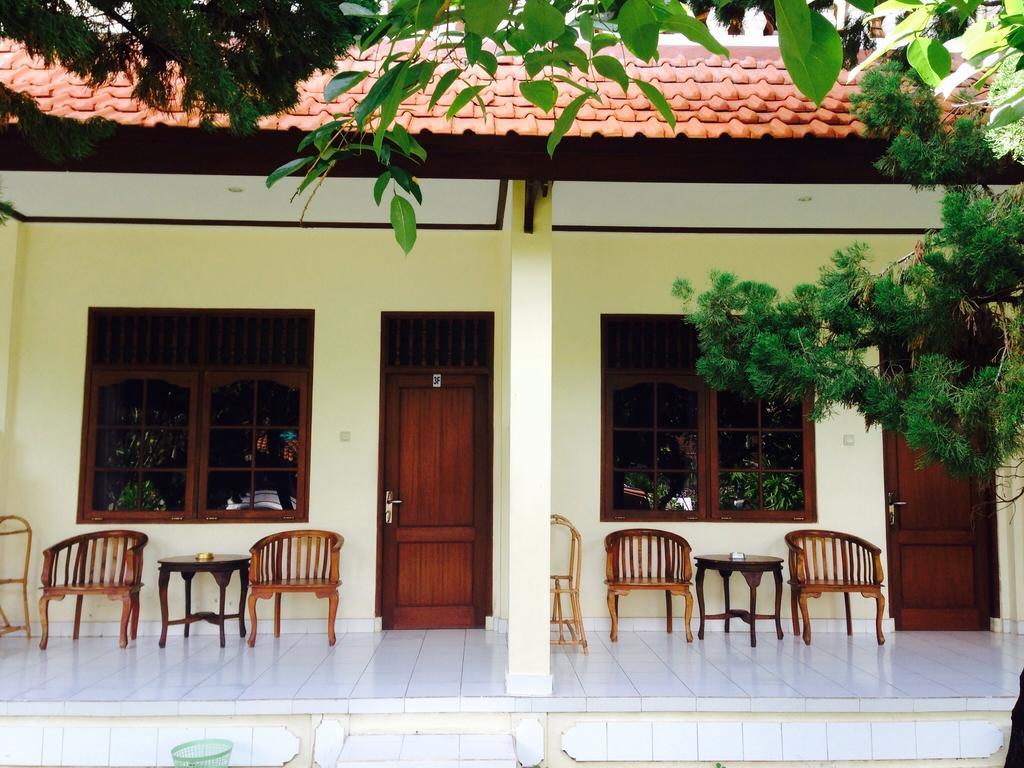Mekar Jaya Bungalows Kuta  Room photo