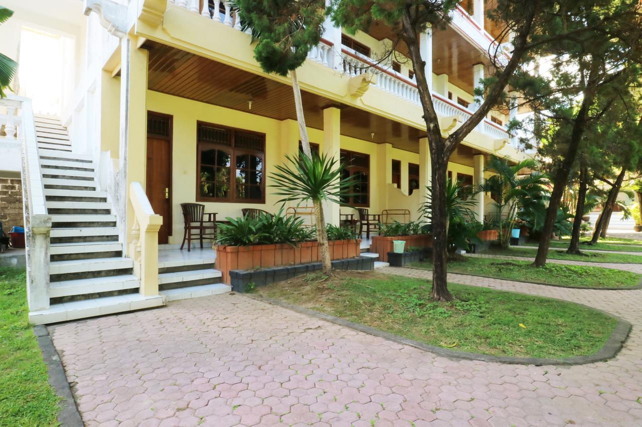 Mekar Jaya Bungalows Kuta  Exterior photo