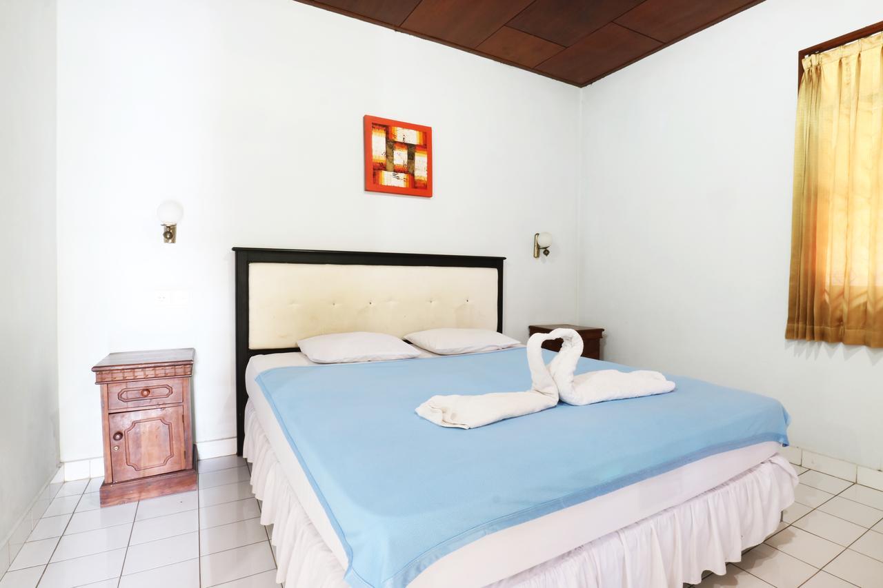 Mekar Jaya Bungalows Kuta  Exterior photo