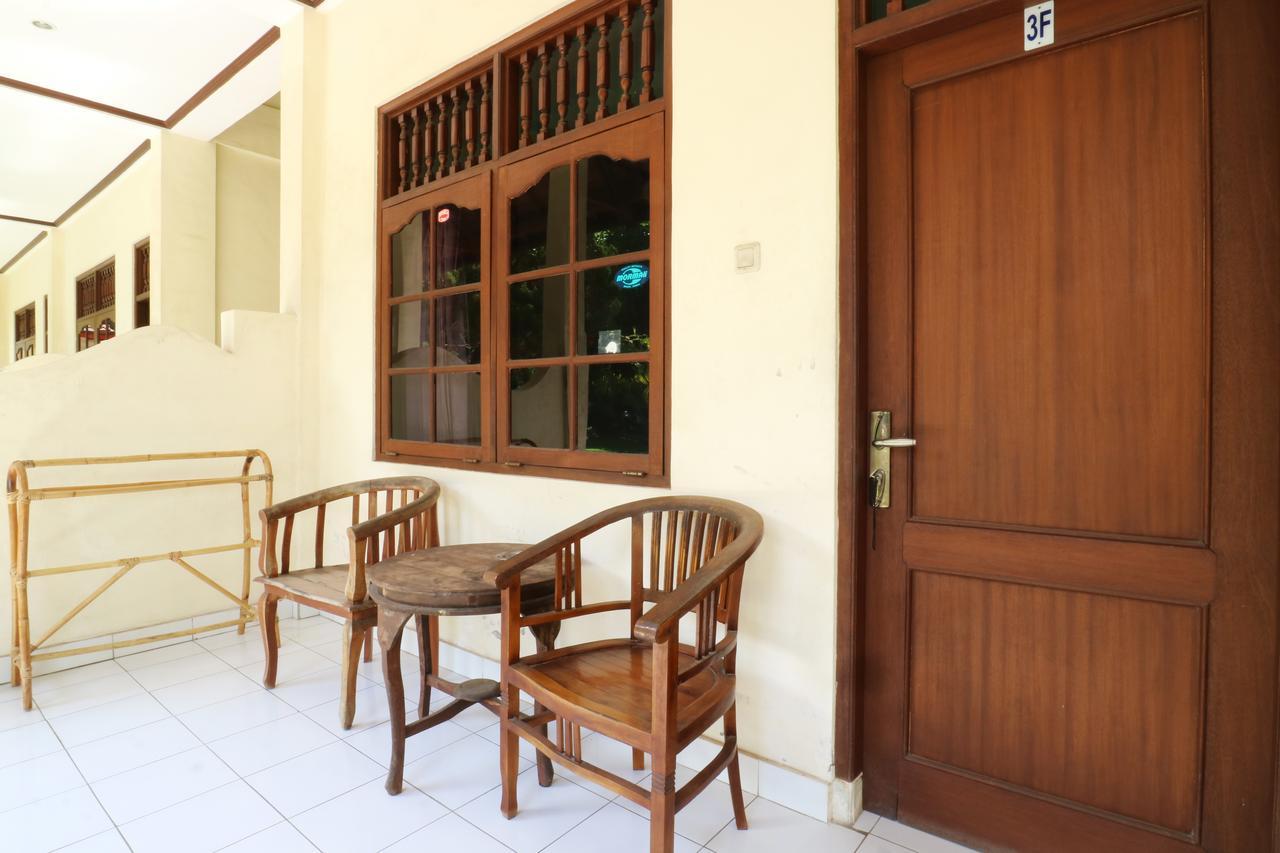Mekar Jaya Bungalows Kuta  Exterior photo
