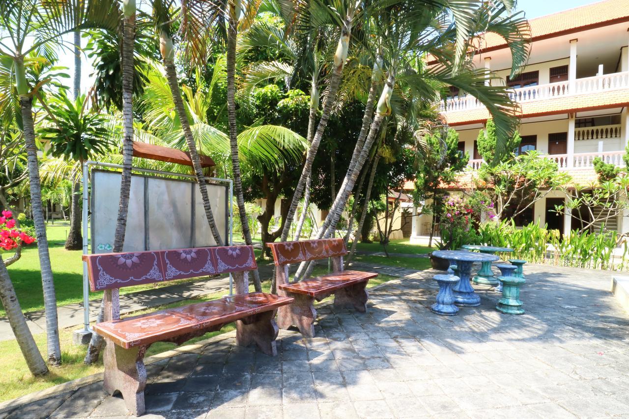 Mekar Jaya Bungalows Kuta  Exterior photo